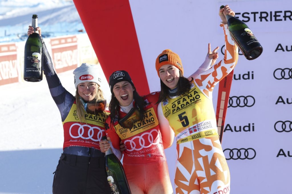 Petra Vlhová v slalome v Sestriere po víťaznom 1. kole napokon skončila na treťom mieste