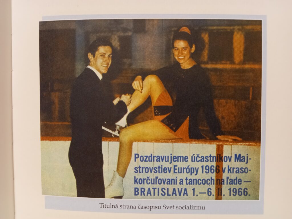 Agnesa Búřilová ako krasokorčuliarka pod menom Wlachovská pretekala spolu s Petrom Bartosiewiczom