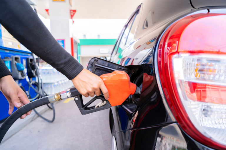 Ceny pohonných látok by sa nemali výrazne meniť