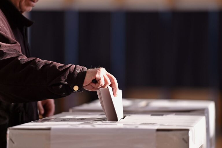 PRIESKUM: Za 500-eurovú odmenu by išlo voliť 89,2 percenta voličov