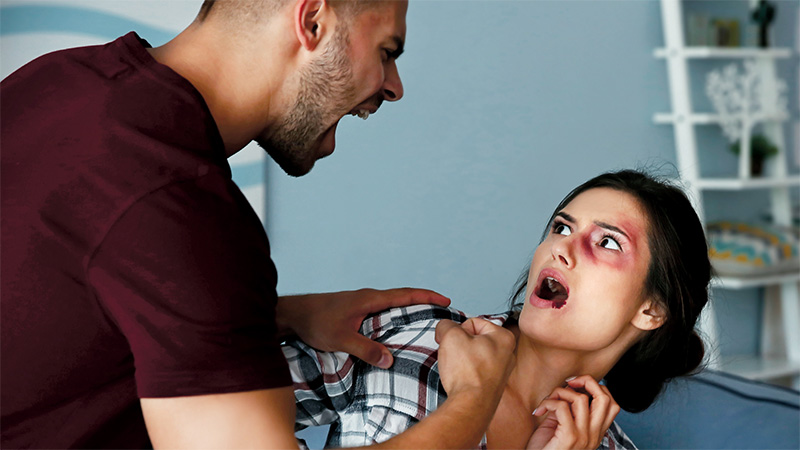 Domáce násilie