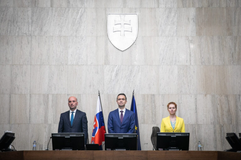 Ak podľa ministra financií nezasiahneme, v budúcnosti môže mať Slovensko so stavom verejných financií veľký problém